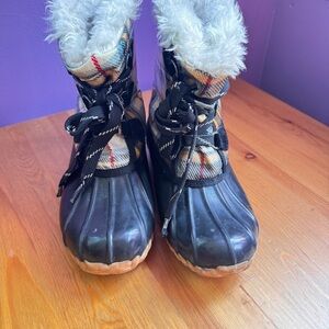 Sporto plaid duck boots